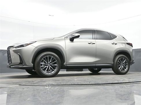 Used 2025 Lexus NX 250 FWD w/ Premium Package image 16