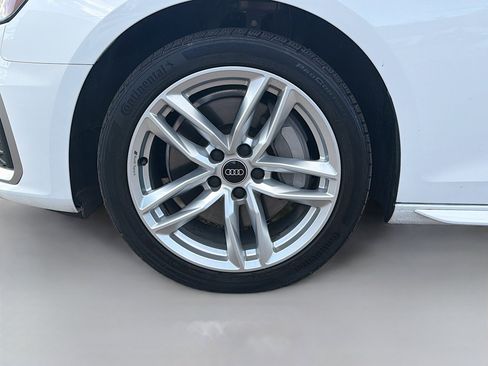 Used 2021 Audi A4 2.0T Premium w/ Convenience Package image 40