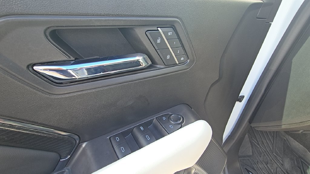 Used 2023 GMC Canyon AT4X w/ Edition 1 AWD/4WD image 10