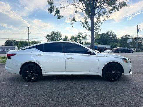 Used 2020 Nissan Altima 2.5 SR w/ Premium Package AWD/4WD image 7