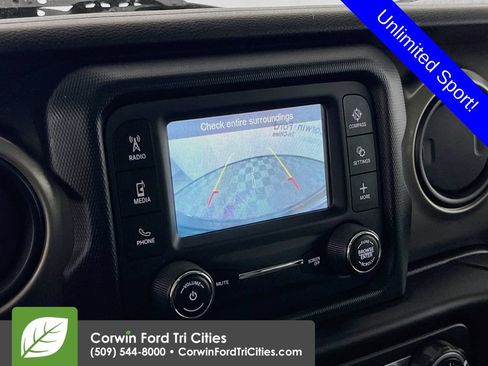 Used 2018 Jeep Wrangler Unlimited Sport AWD/4WD image 20