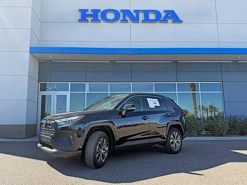 Used 2024 Toyota RAV4 XLE Premium image 33