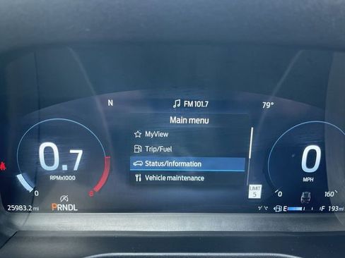 Used 2025 Ford Explorer ST-Line w/ ST-Line Street Pack AWD/4WD image 15