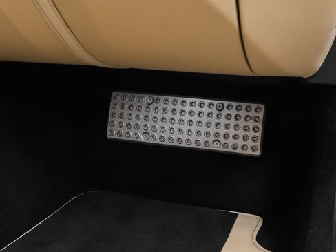 Certified 2021 Ferrari 812 GTS RWD image 27