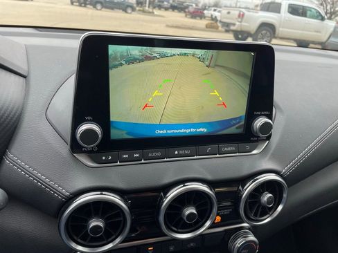 Used 2025 Nissan Sentra SV image 19