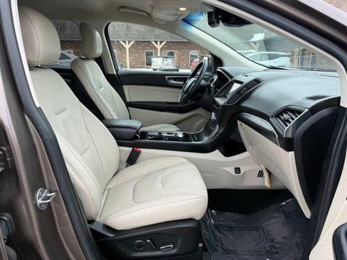 Used 2019 Ford Edge Titanium w/ Cold Weather Package image 23