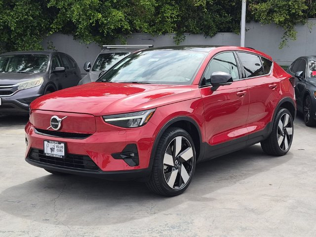 Used 2023 Volvo C40 P8 Recharge Ultimate w/ Protection Package Premier AWD/4WD image 7