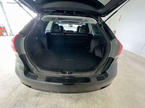 Used 2013 Toyota Venza Limited image 24