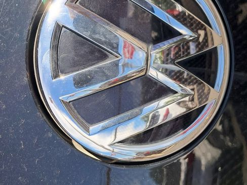 Used 2015 Volkswagen Beetle 1.8T FWD image 10