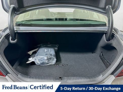 Used 2025 Genesis G70 2.5T image 28