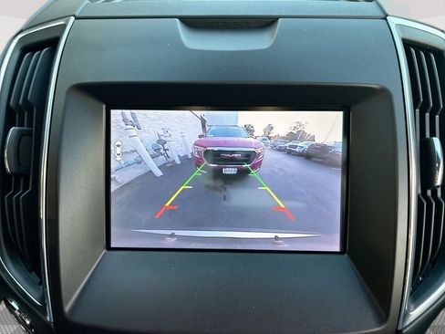 Used 2020 Ford Edge Titanium w/ Equipment Group 301A AWD/4WD image 19