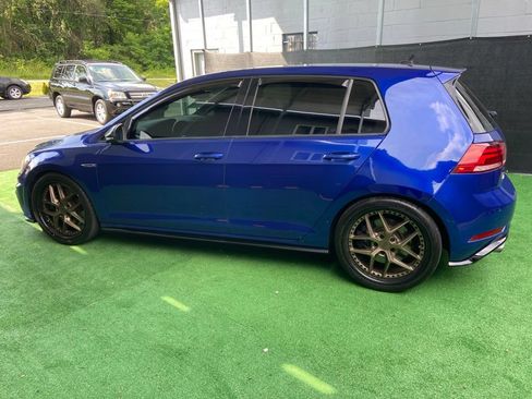 Used 2018 Volkswagen Golf R 4-Door AWD/4WD image 8