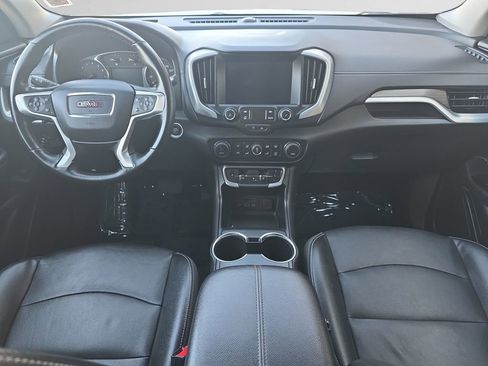 Used 2024 GMC Terrain SLT image 10