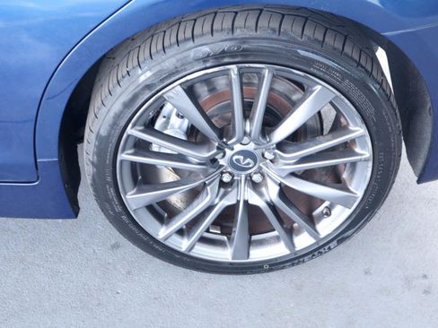 Used 2016 INFINITI Q50 Red Sport 400 RWD image 42