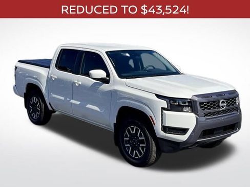 New 2026 Nissan Frontier SV w/ All-Weather Content Package AWD/4WD image 2