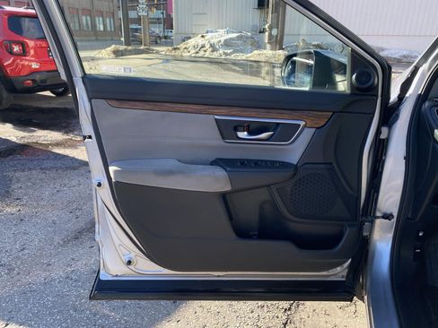 Used 2019 Honda CR-V EX image 14