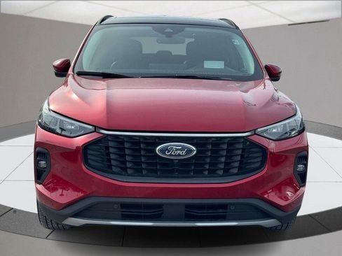 Used 2025 Ford Escape Platinum w/ Premium Technology Package image 9