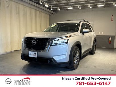 Certified 2022 Nissan Pathfinder SV