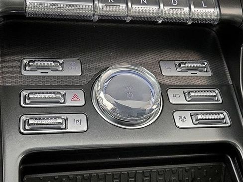 Used 2026 Lincoln Nautilus Premier w/ Equipment Group 102A AWD/4WD image 21