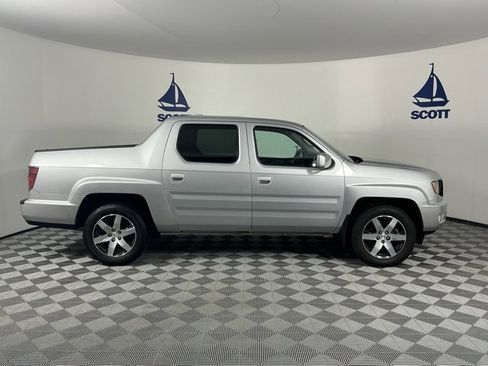 Used 2014 Honda Ridgeline SE image 6