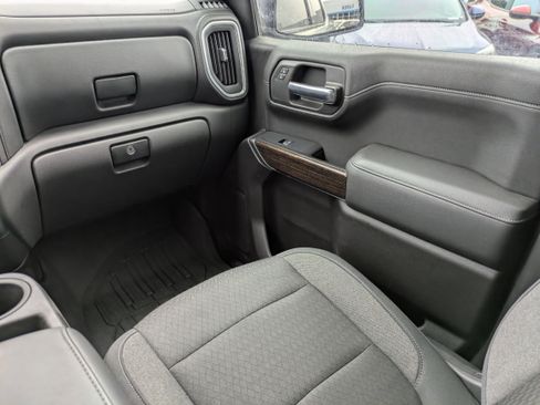 Used 2020 GMC Sierra 1500 Elevation w/ Elevation Convenience Package image 11