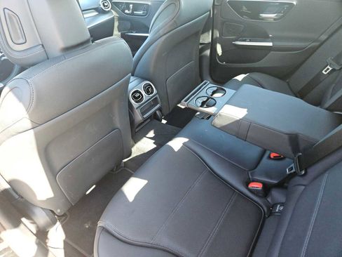 Used 2025 Mercedes-Benz C 300 Sedan image 26