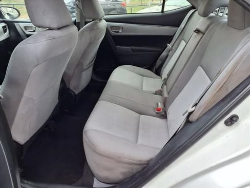 Used 2015 Toyota Corolla LE FWD image 10