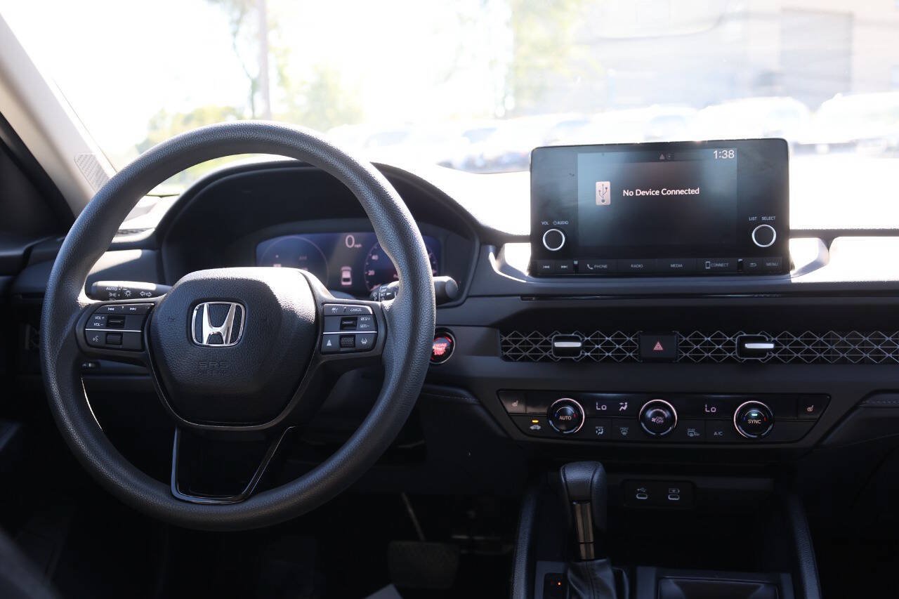 Used 2024 Honda Accord EX image 23