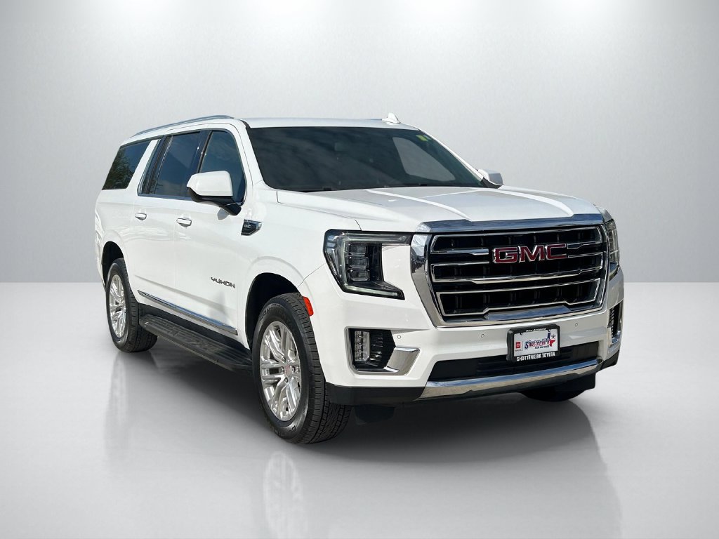 Used 2023 GMC Yukon XL SLT AWD/4WD image 3