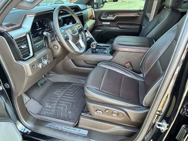 Used 2024 GMC Sierra 1500 Denali AWD/4WD image 17