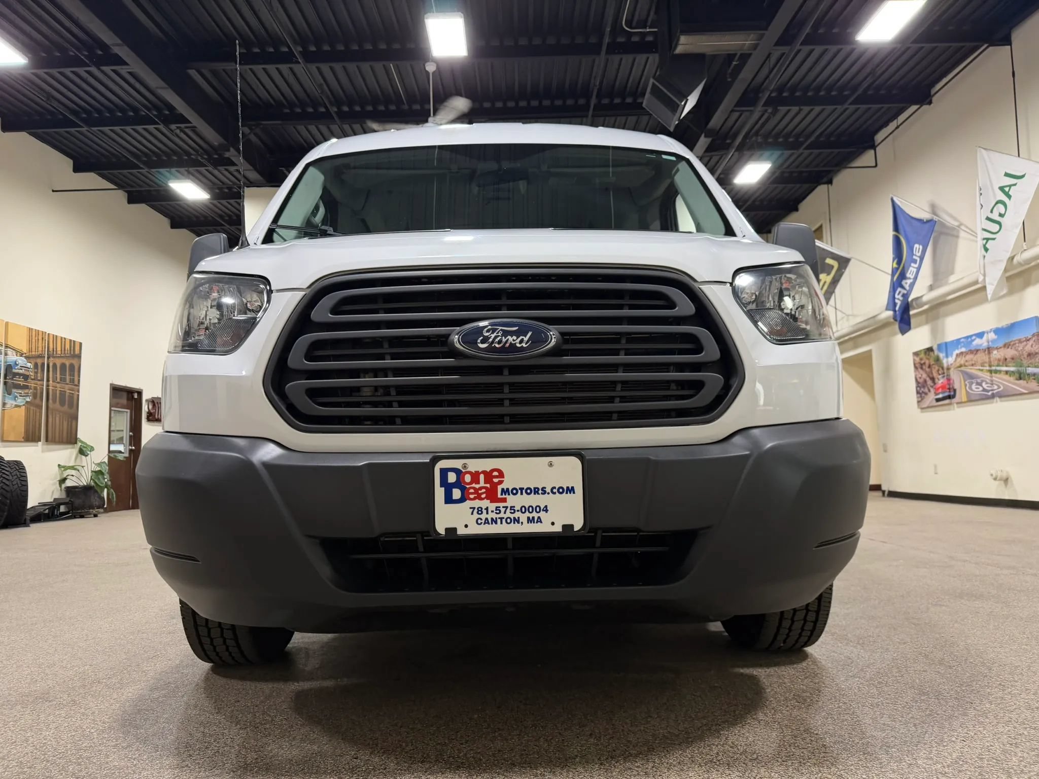 Used 2015 Ford Transit 150 XL RWD image 12