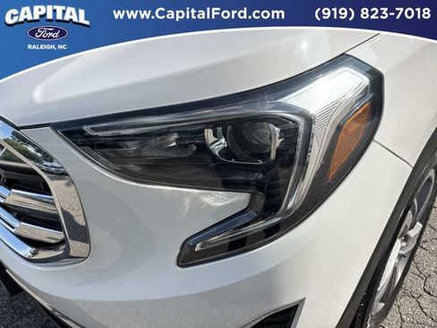 Used 2018 GMC Terrain SLT w/ Preferred Package FWD image 11