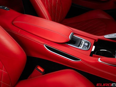 Used 2020 Ferrari GTC4Lusso image 34