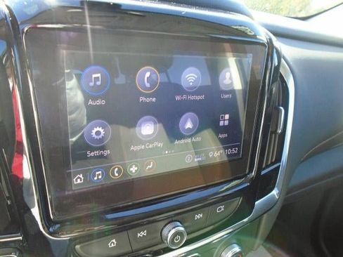 Used 2020 Chevrolet Traverse LT AWD/4WD image 7
