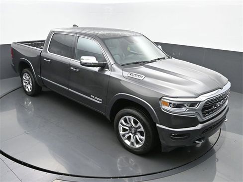 Used 2024 RAM 1500 Limited w/ Body Color Bumper Group image 44