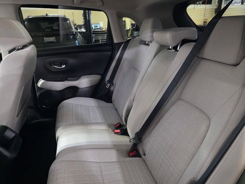 Used 2023 Honda HR-V LX image 14