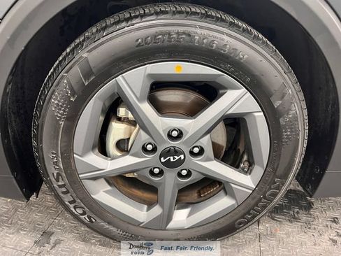Used 2025 Kia K4 FWD image 19