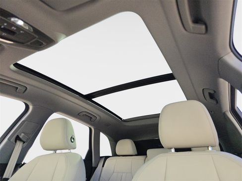 New 2025 Audi Q5 Premium image 30