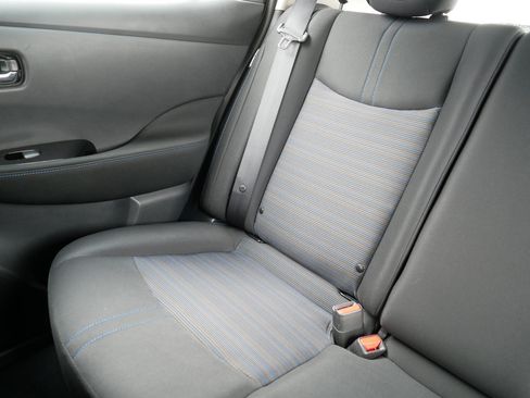 Certified 2024 Nissan Leaf SV Plus FWD image 12