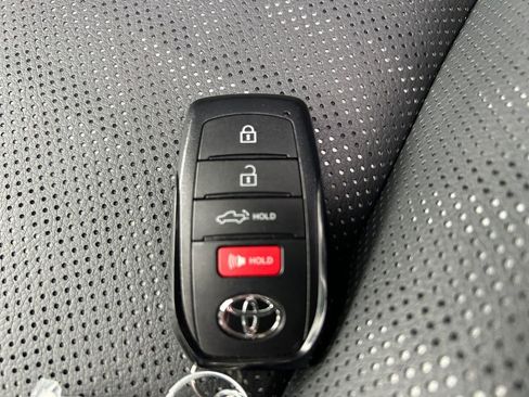 Used 2026 Toyota Tacoma TRD Off-Road w/ TRD Off Road Premium Package image 33