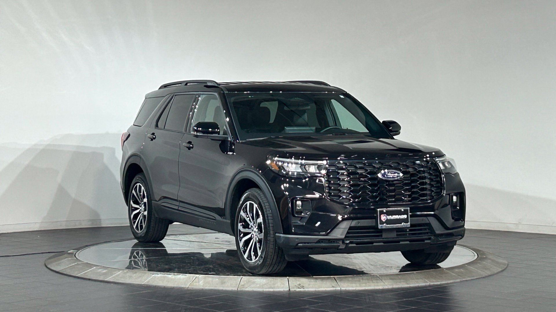 Used 2026 Ford Explorer ST-Line AWD/4WD image 2