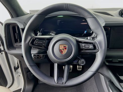 New 2026 Porsche Cayenne GTS image 12