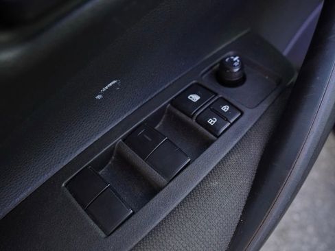 Used 2023 Toyota Corolla LE image 9