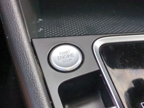 Used 2019 Volkswagen Jetta SE FWD image 27