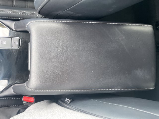 Used 2025 Mitsubishi Outlander SE FWD image 18