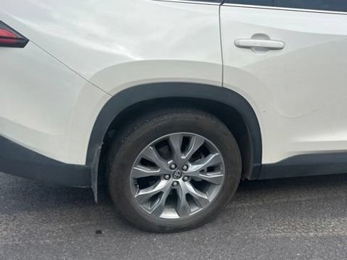 Used 2024 Toyota Grand Highlander FWD image 4