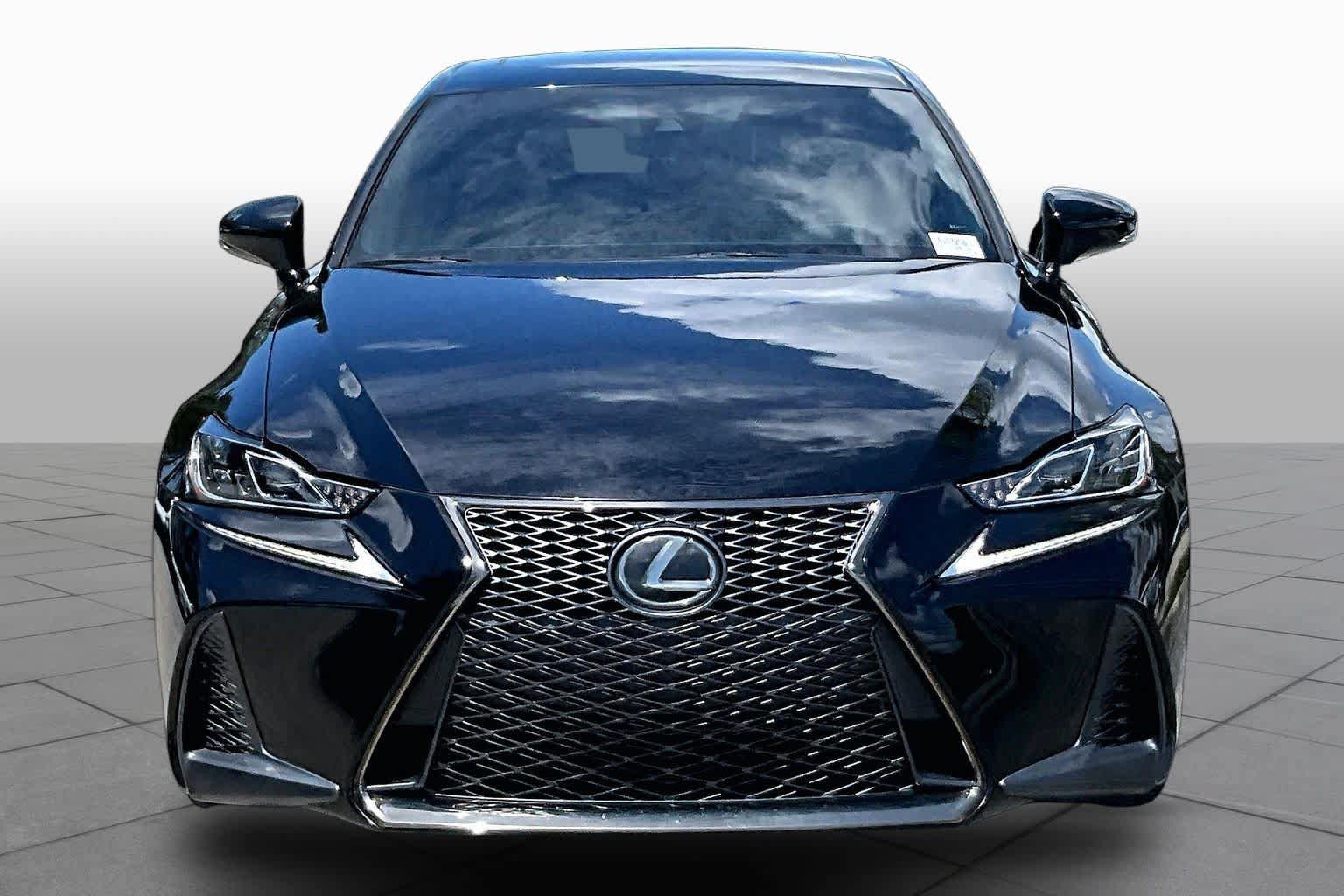 Used 2020 Lexus IS 300 F Sport w/ Blackline Edition RWD image 4