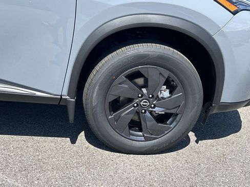 New 2026 Nissan Rogue SV AWD/4WD image 9