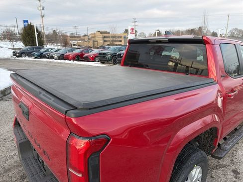 Used 2026 Toyota Tacoma SR5 AWD/4WD image 3