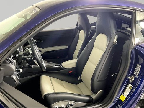 Used 2023 Porsche 718 Cayman RWD image 22